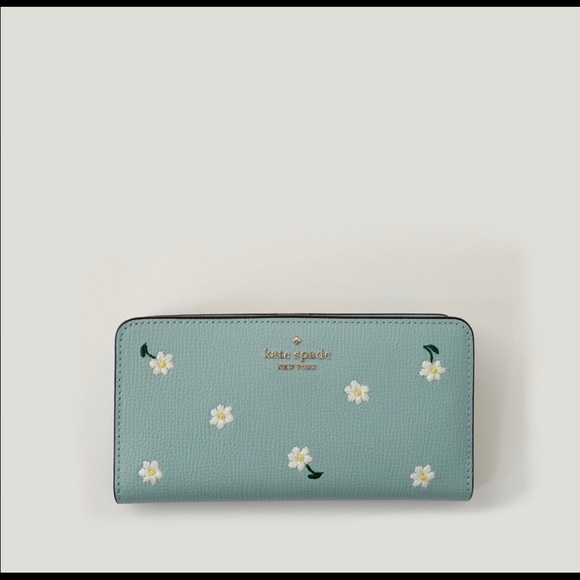 kate spade Handbags - Kate Spade Embroidered Lea Daisy Floral Wallet